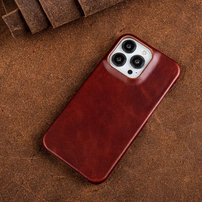 Genuine Leather iPhone Case With Oil Wax Finish For Enhanced Texture And Durability - Image 12