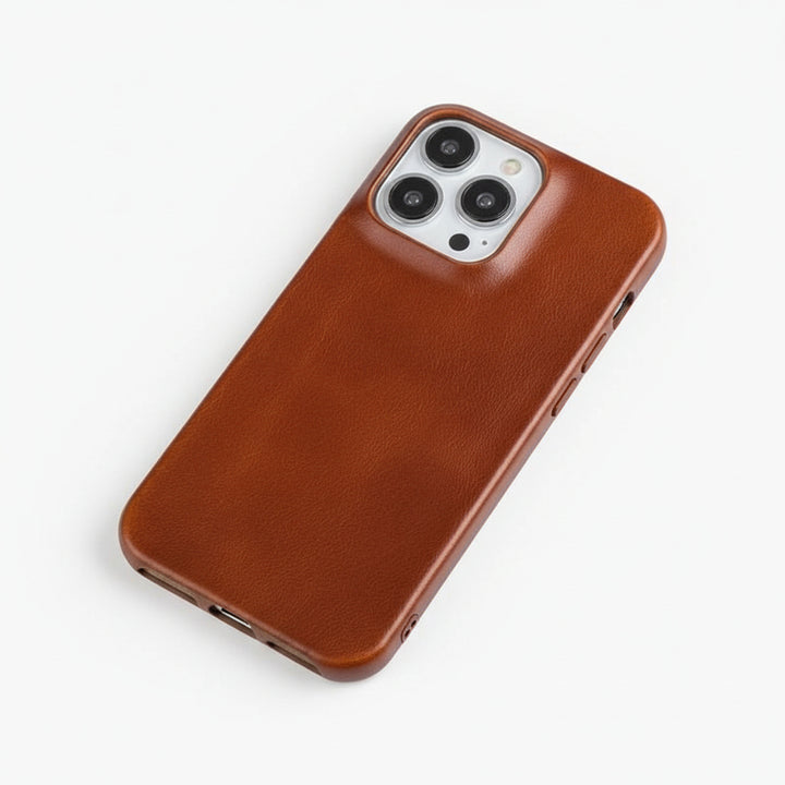 Genuine Leather iPhone Case With Oil Wax Finish For Enhanced Texture And Durability - Image 2
