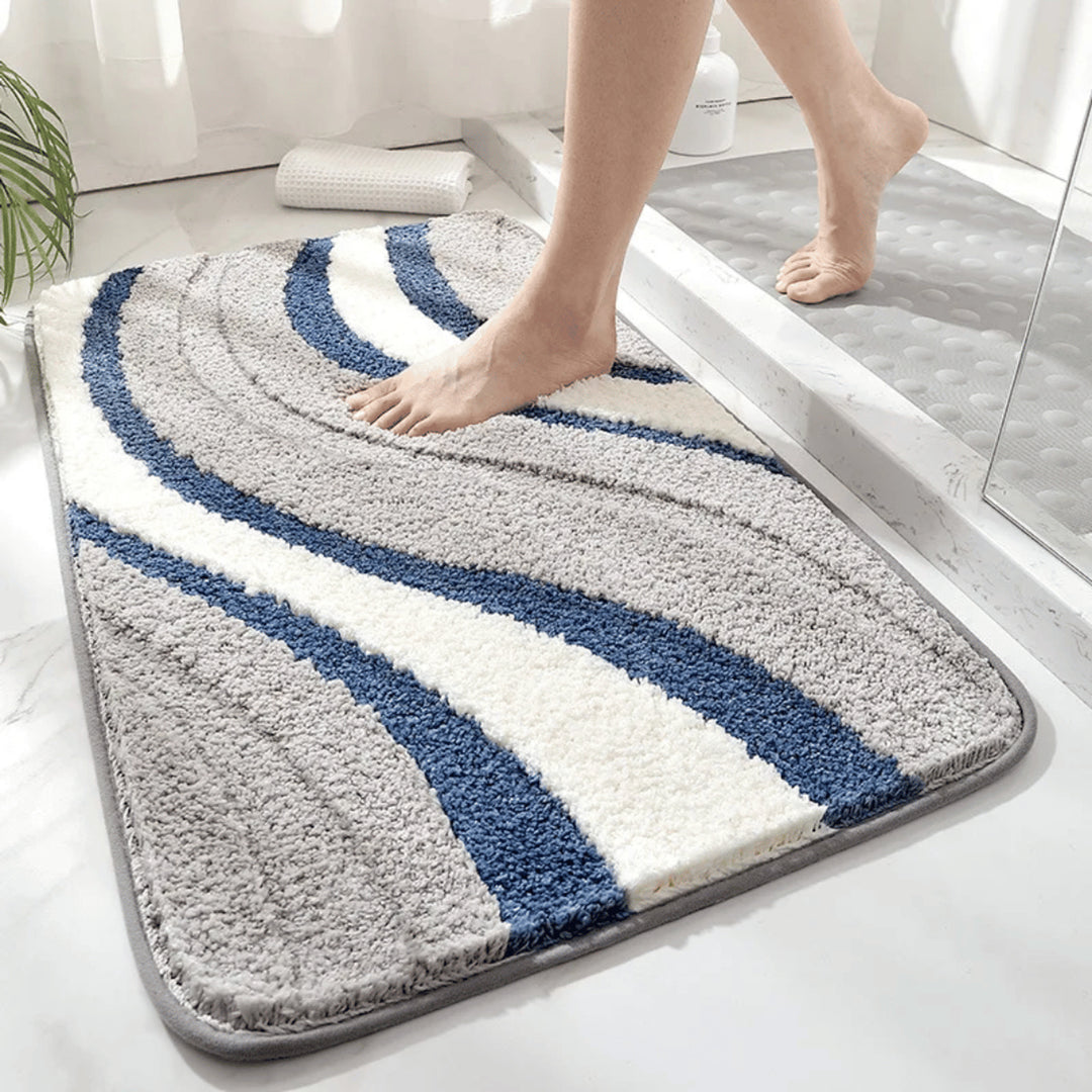 Microfiber Bath Mat With Quick-Drying Absorbency & Non-Slip Backing - Image 4