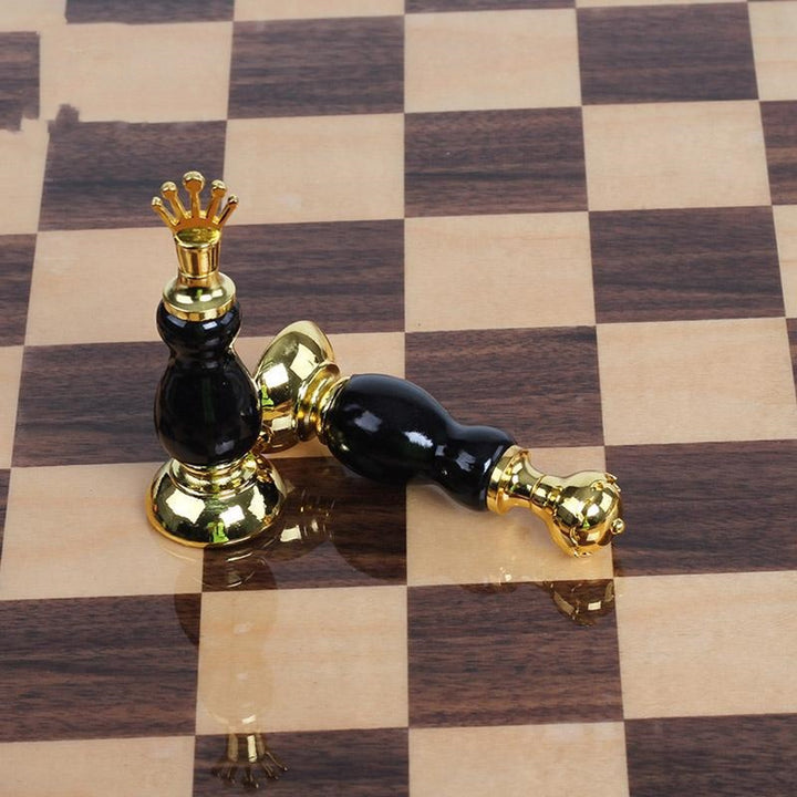 Wooden Chess Set With Zinc Alloy Hand-Painted Pieces - Image 4